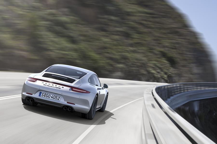  Porsche 911 Carrera 4 GTS Coupe 2014 года  (фото 2 из 21)